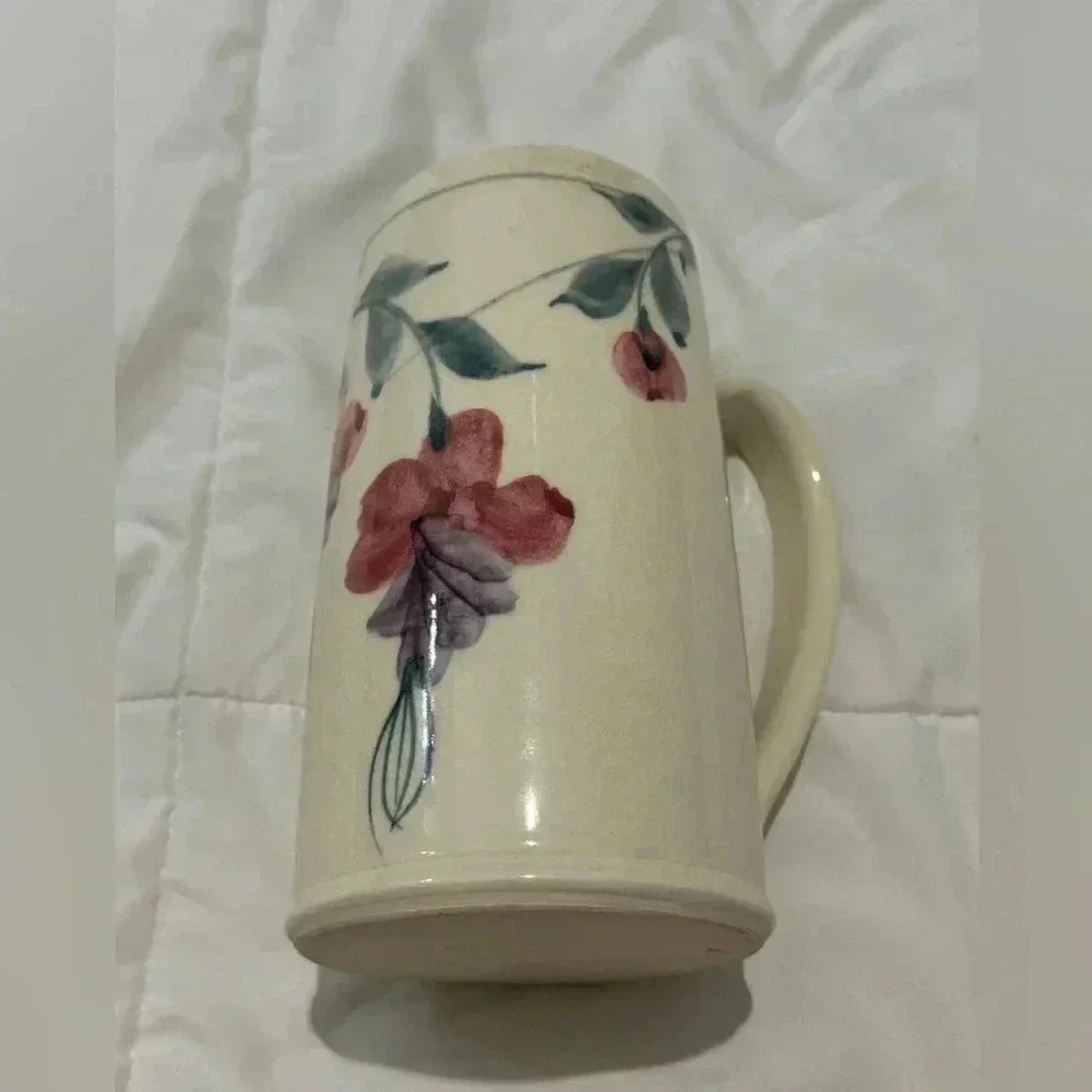 Vintage Handmade Cottagecore  Floral Flower Vase 7” Tall Large Handle 90s Unique
